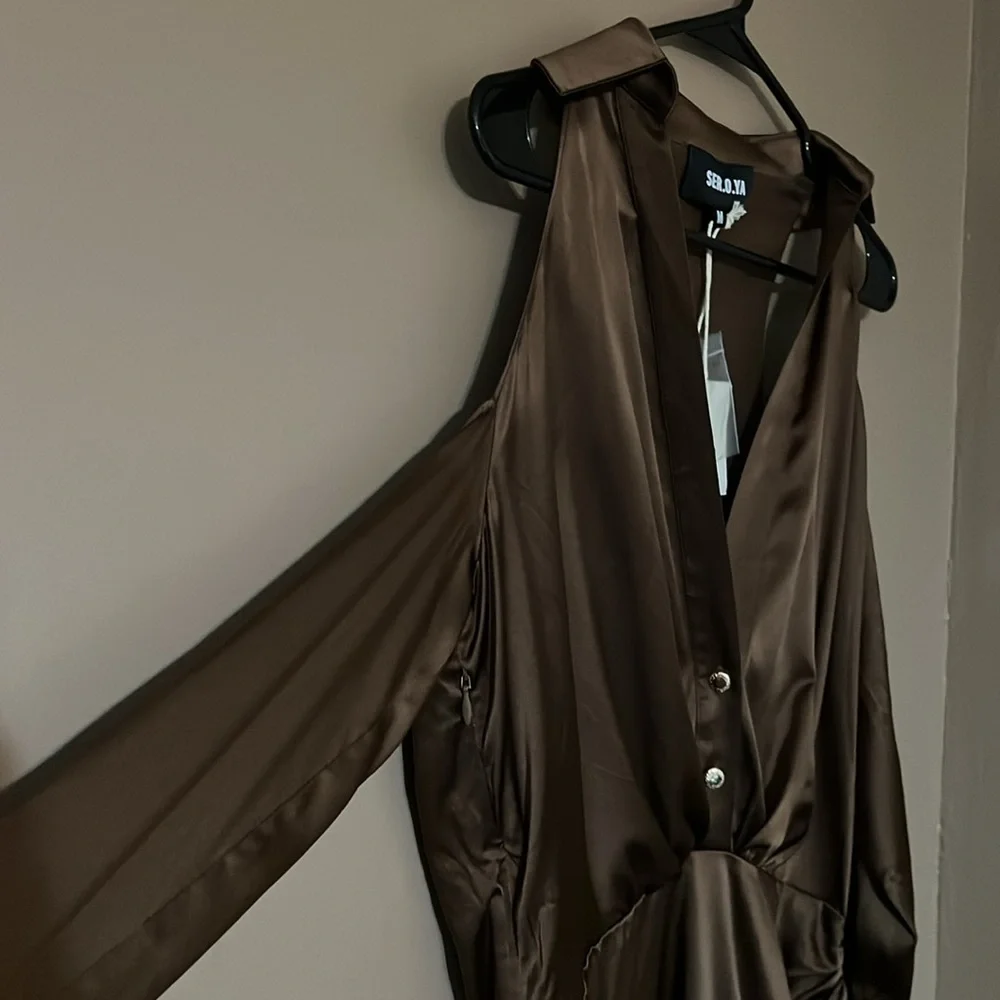SER.O.YA - Shea Silk Dress - Size Medium - Picture 7 of 7